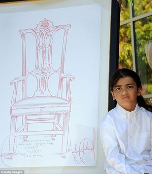 Michael.Jacksons.Kids.Unveil.His.Art.work_Childrens.Hospital.LosAngeles_8Aug2011_11.jpg