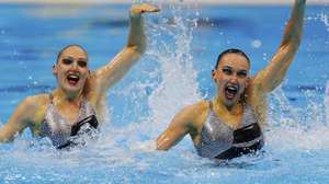 Synchronized-Swimming-Russia-Duet-Olympics-London-2012-5.jpg