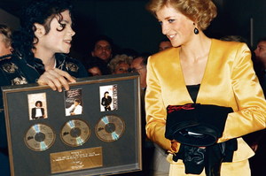 MJ-Diana-Wembley-16July1988-2.jpg