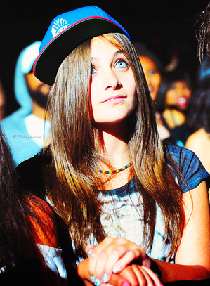 Paris-ChrisBrown-Concert-20oct2011-7.jpg