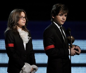 Prince-Paris-Grammy2010-15.jpg