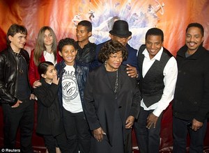 jackson-family-immortal-world-tour-1.jpg