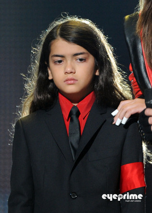 mj-4ever-8oct2011-66.jpg