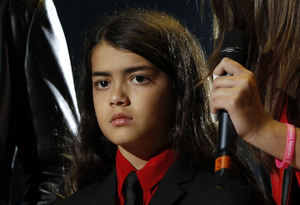 mj-4ever-8oct2011-9.jpg