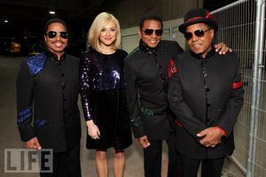 mj-4ever-8oct2011-J3.jpg