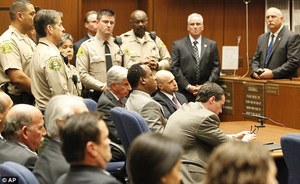 07nov011_verdict_02.jpg