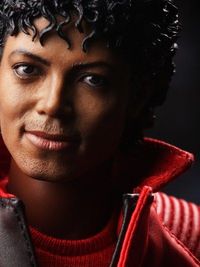 MJ-Thriller-Hot-Toys-2.jpg