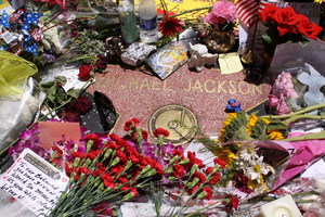 Michael-Jackson-Star-1.jpg