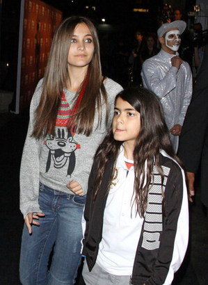 immortal-world-tour-MJKids-20-27Jan12.jpg