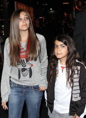 immortal-world-tour-MJKids-21-27Jan12.jpg