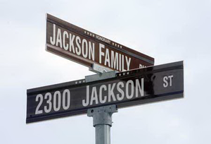 jacksonstreetsign.png