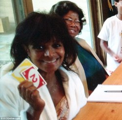Katherine-Jackso-with-daughter-Rebbie2.jpg