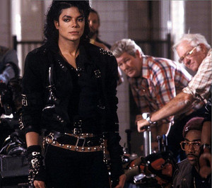 michael-jackson-bad.jpg