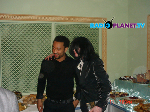 MJ-JohnLegend-Bahrain.jpg