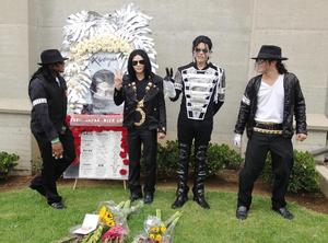 memorial-25062014-forestlawn-1.jpg