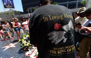 memorial-25062014-hollywood-1.jpg