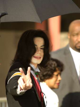 court34_mj10_110405.jpg