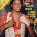 عکس مجله ها و روزنامه هایی که در رابطه با مایکل هست